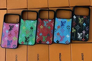 落書き ヴィトン iphone17 ケース 面白い