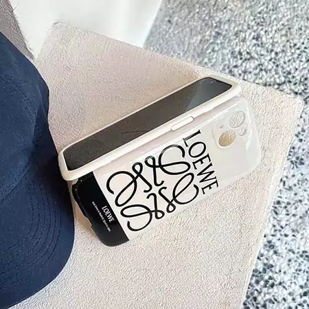 ロエベ iPhone17 鏡付きケース