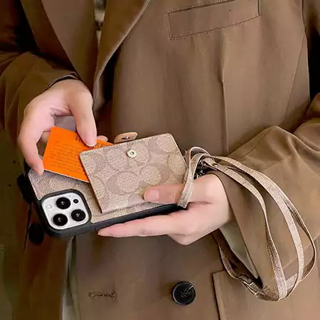 Coach アイフォン 17 17proカバー 皮製