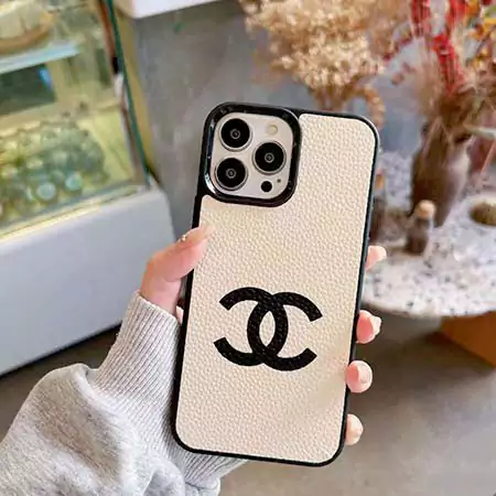 シャネル iPhone17 Pro レザーケース
