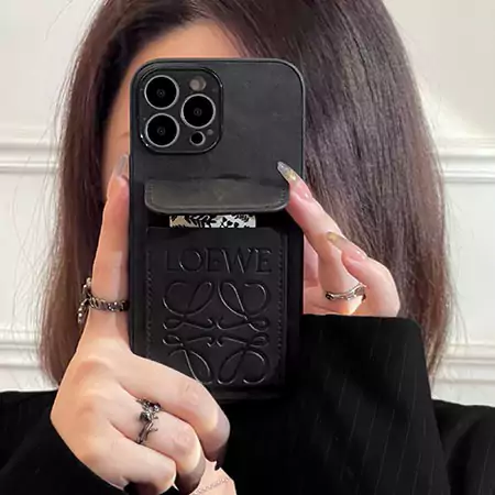 Loewe iPhone17 皮製ケース