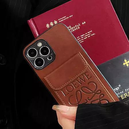 Loewe iPhone17 皮製ケース
