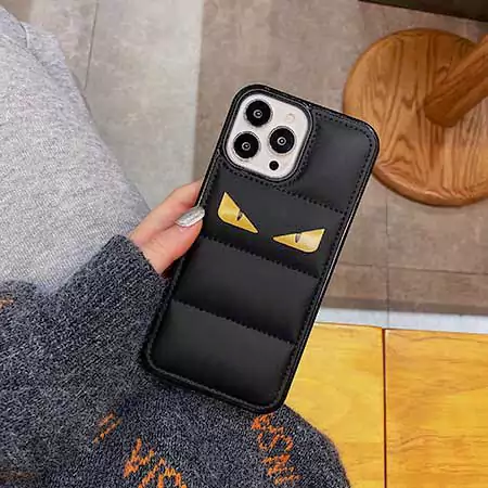 フェンディ iPhone 17 Pro 小怪獣 ケース