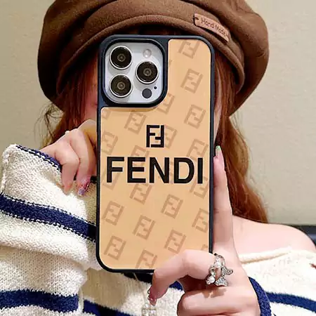  フェンディ iPhone17 シリコンケース
