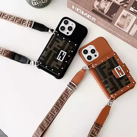 フェンディ iPhone17 レザーケース