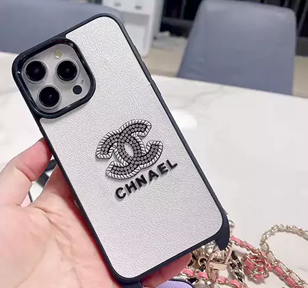 シャネル iPhone17 Pro ショルダーケース チェーン付き