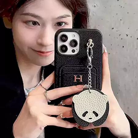 hermes iPhone17 くまストラップ付き スマホケース