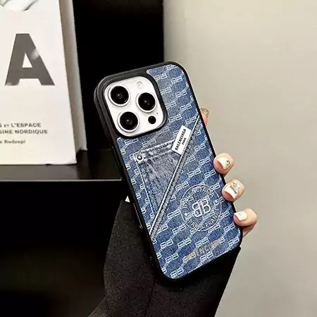 バレンシアガ iPhone17 ケース マグネット式