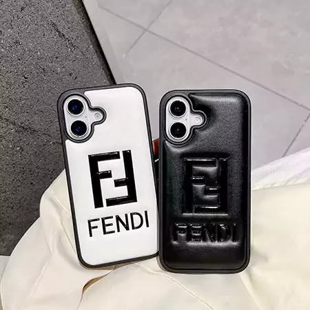 フェンディ iPhone17 Pro レザー ケース