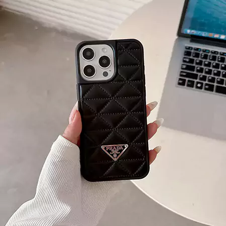 プラダ iPhone17ケース シープスキン 型押し