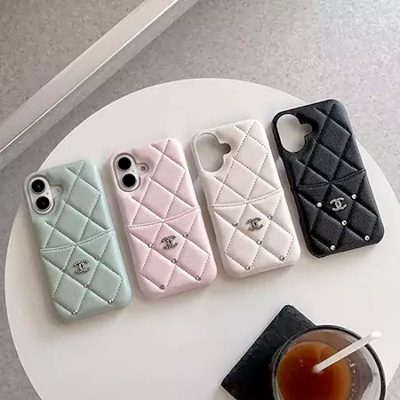 シャネル iPhone17 Pro ケース カード収納