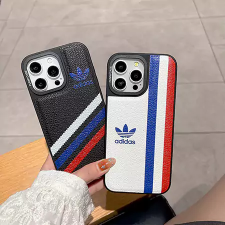 アディダス iPhone17 Pro レザー ケース