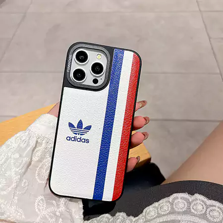 アディダス iPhone17 Pro レザー ケース