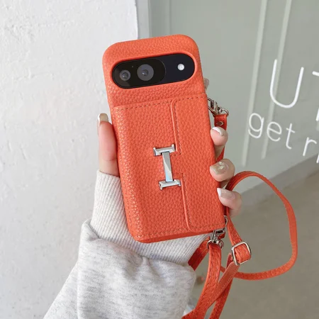 エルメス iPhone17 Pro Max ケース ストラップ付き