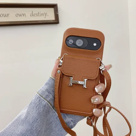 Hermes iPhone17 ケース 背面カード収納