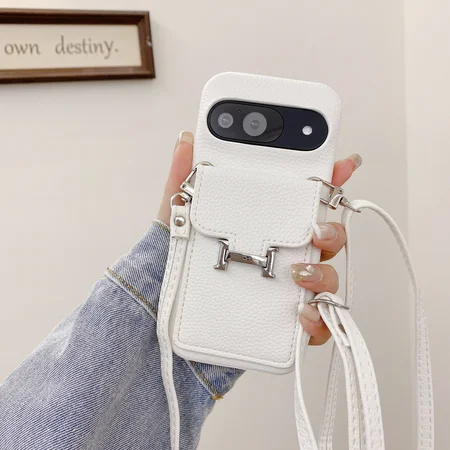 Hermes iPhone17 ケース 背面カード収納