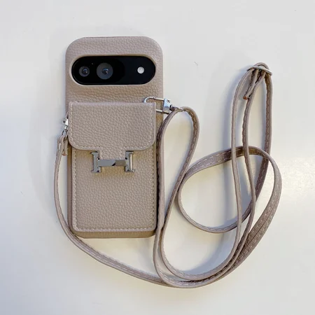 Hermes iPhone17 ケース 背面カード収納