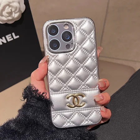 CHANEL iPhone 17 Pro ケース 型押しレザー スマホケース