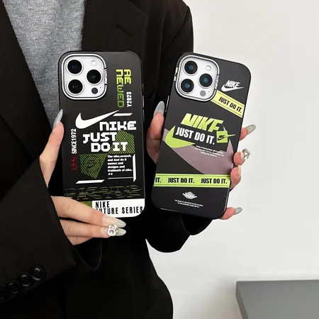 Nike iPhone17 Pro アクリルケース