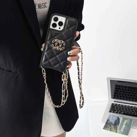 Chanel iPhone17 Pro ショルダーケース 斜め掛け