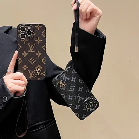 LV iPhone17 ストラップ付き カバー