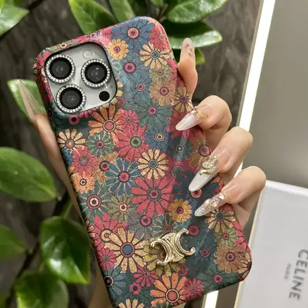CELINE iPhone17 サフィアーノ 花柄