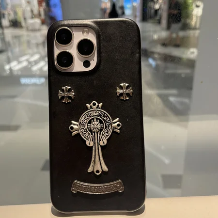 Chrome Hearts iPhone17 レザーケース