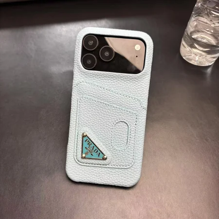 プラダ  耐衝撃 カード収納 iphone17pro ケース 軽量