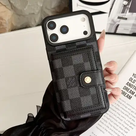 ルイヴィトン iphone17 大容量 背面ポケット ケース