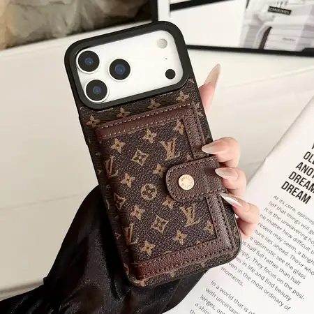ルイヴィトン iphone17 大容量 背面ポケット ケース