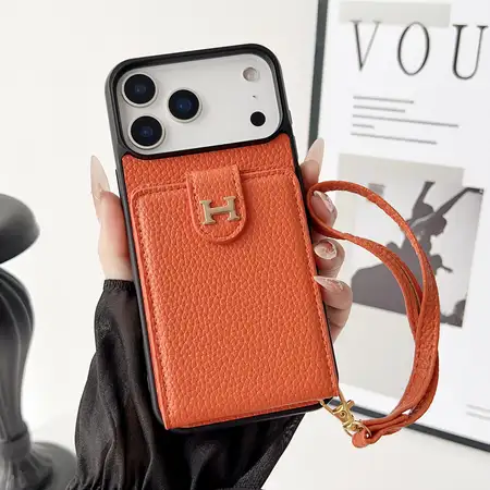 エルメス iphone17 ケース 手首ストラップ付き