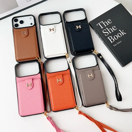 エルメス iphone17 ケース 手首ストラップ付き