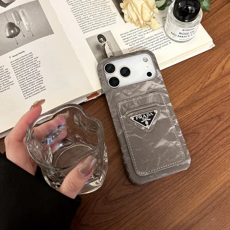 ベルベット調 iPhone 17 ケース 大人可愛い